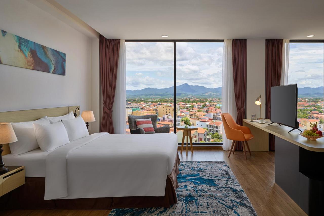 Hotel Khach San Sam Quang Binh Dong Hoi Exterior foto