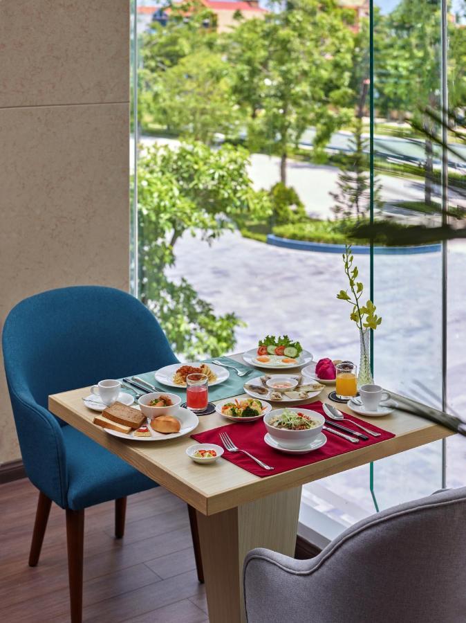 Hotel Khach San Sam Quang Binh Dong Hoi Exterior foto